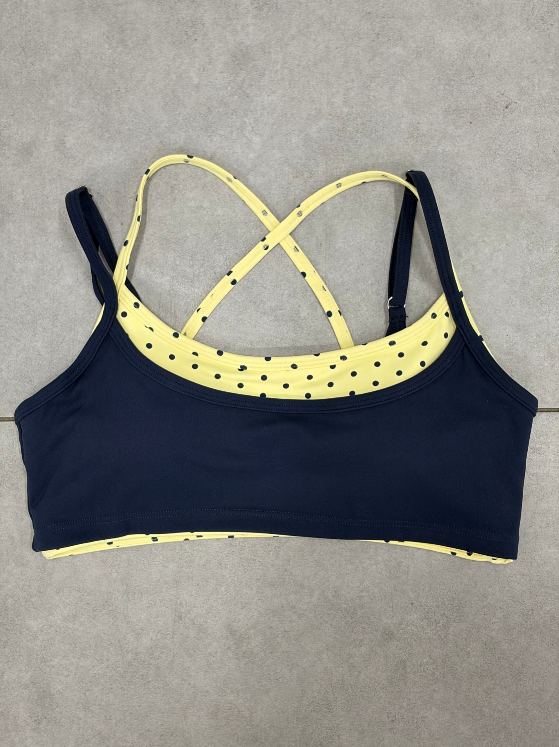 OEM Criss Cross Back Polka Dot Contrast Yoga Set, Double Strap Sports Bra & High Waist Biker Shorts Private Label